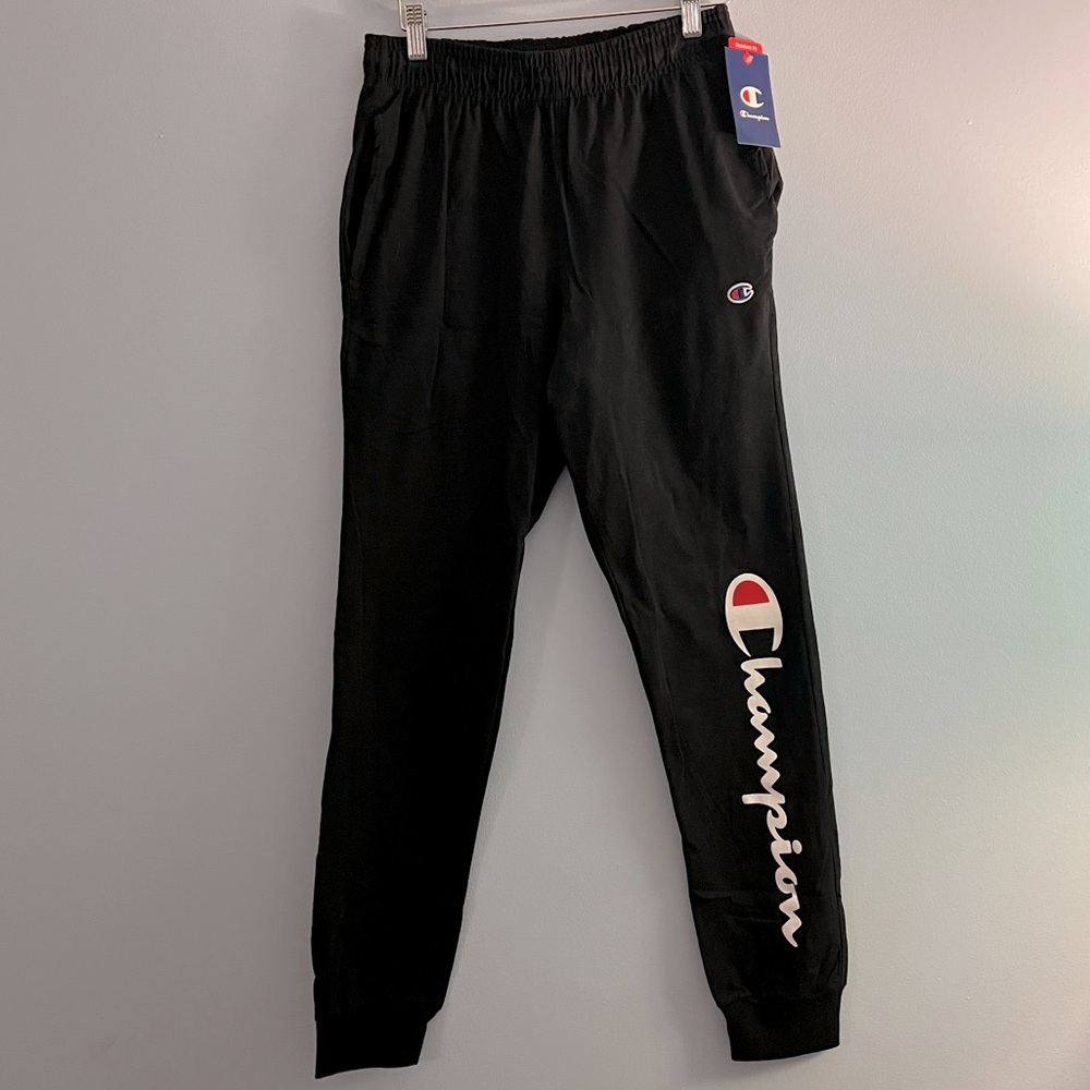 Men’s Classic Champion Lightweight Jersey Joggers, Size Small in Black